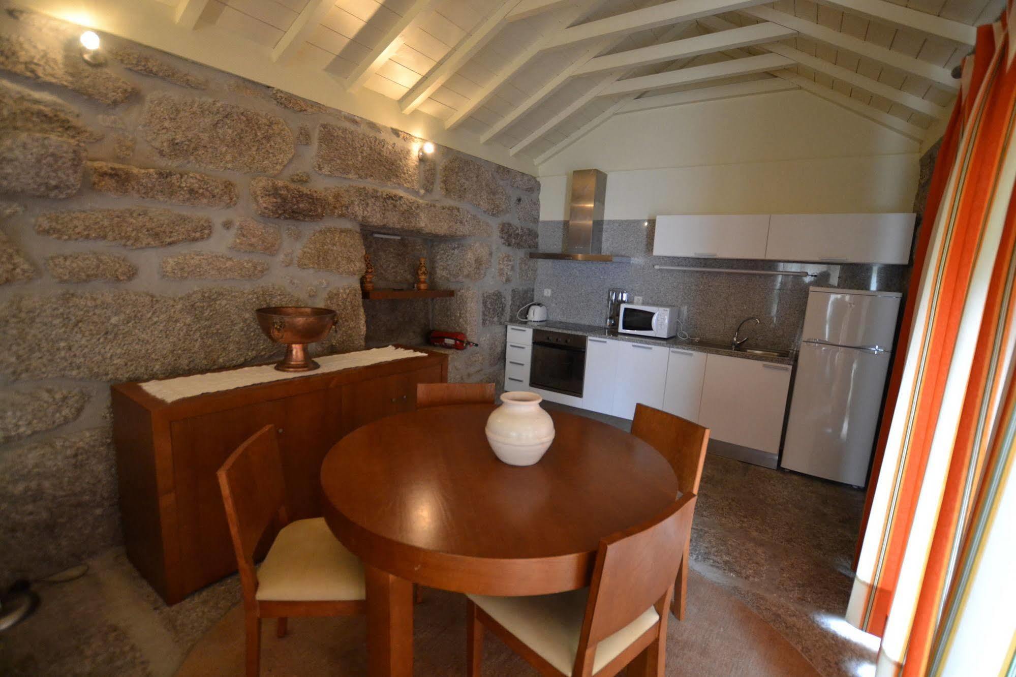Aldeia Turistica De Louredo Guest House Vieira do Minho Exterior photo